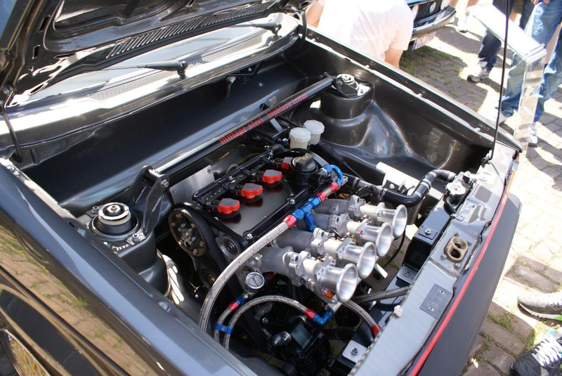 Illustration for article titled ITBs And Engine Porn Mega-Gallery